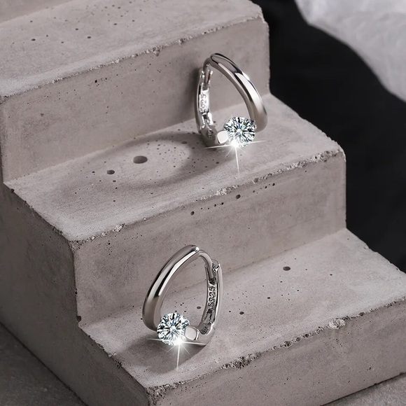 New Sterling Silver 925 Small Round Zircon Rhinestones Hoop Earrings - Picture 4 of 4